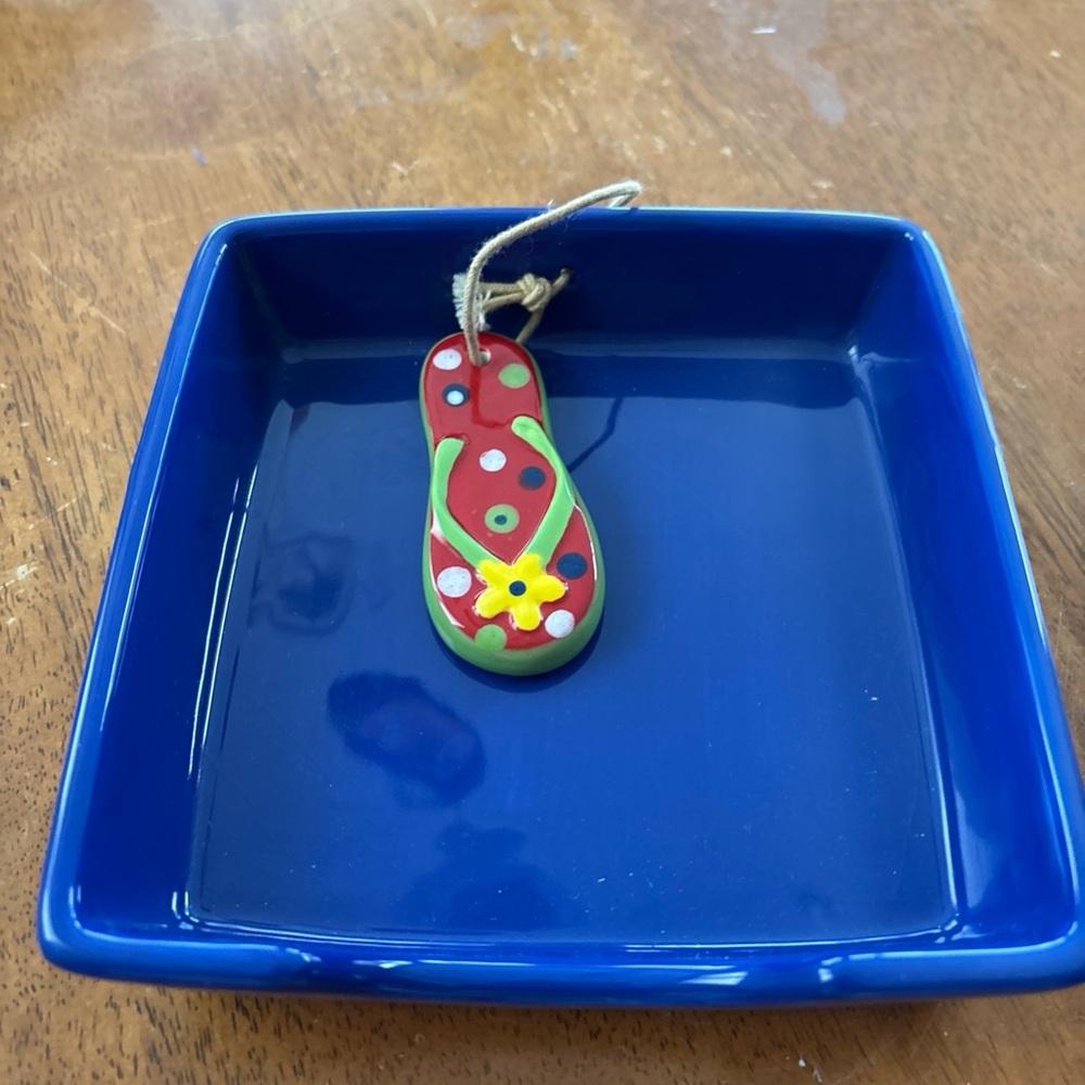 Red Flip Flop napkin holder